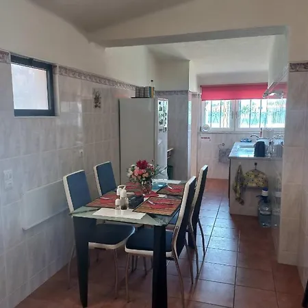 Casa Pomba, 2 Bed Villa With Pool, Walking Distance From Golf Course And Beach カルヴォエイロ